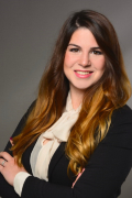 Ansprechpartnerin Melis Baykus